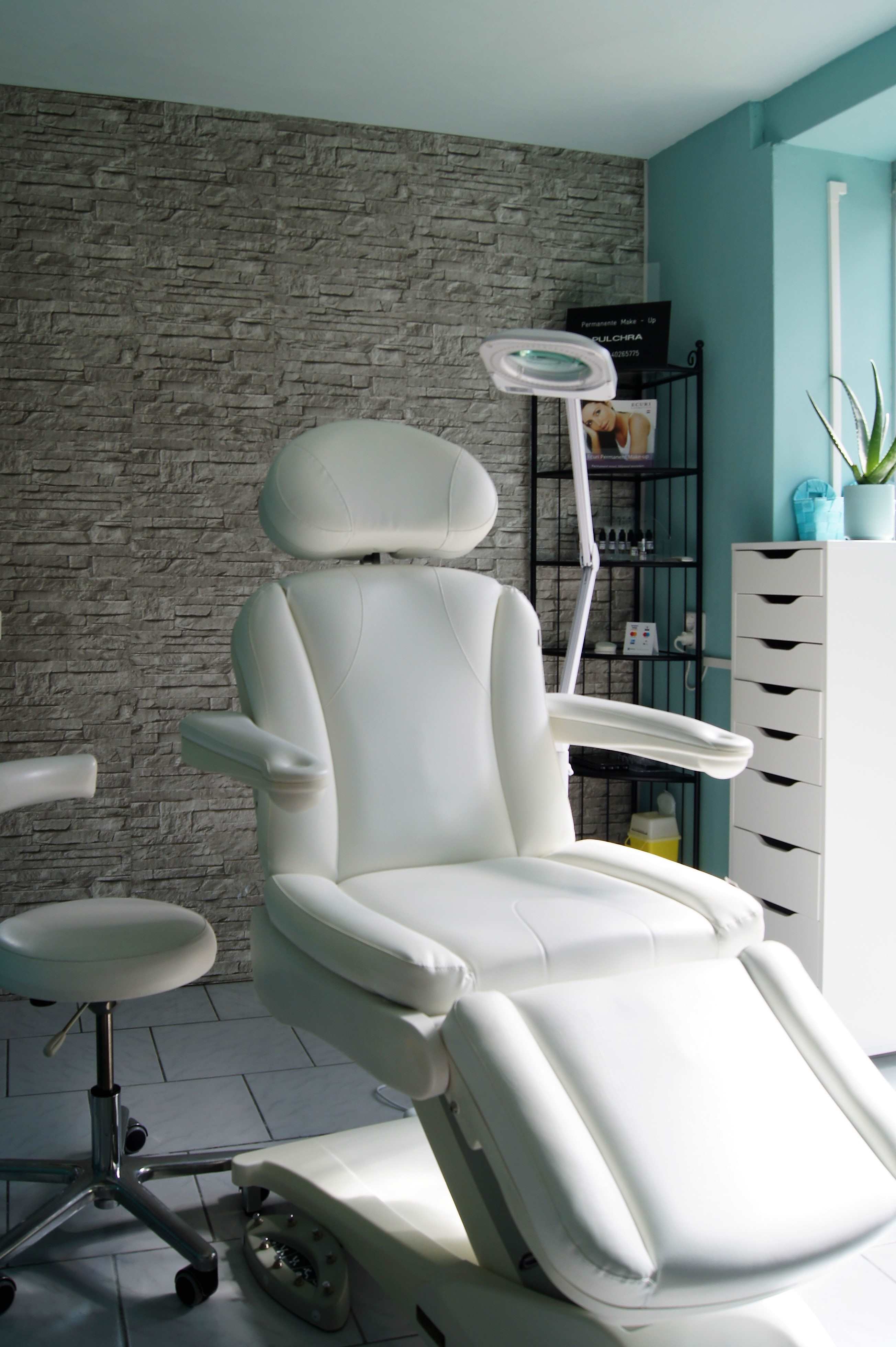 Behandelstoel in de salon